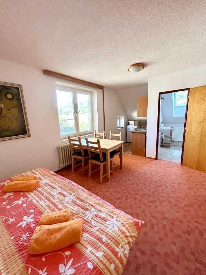 Apartmama Lipova Zewnętrze zdjęcie